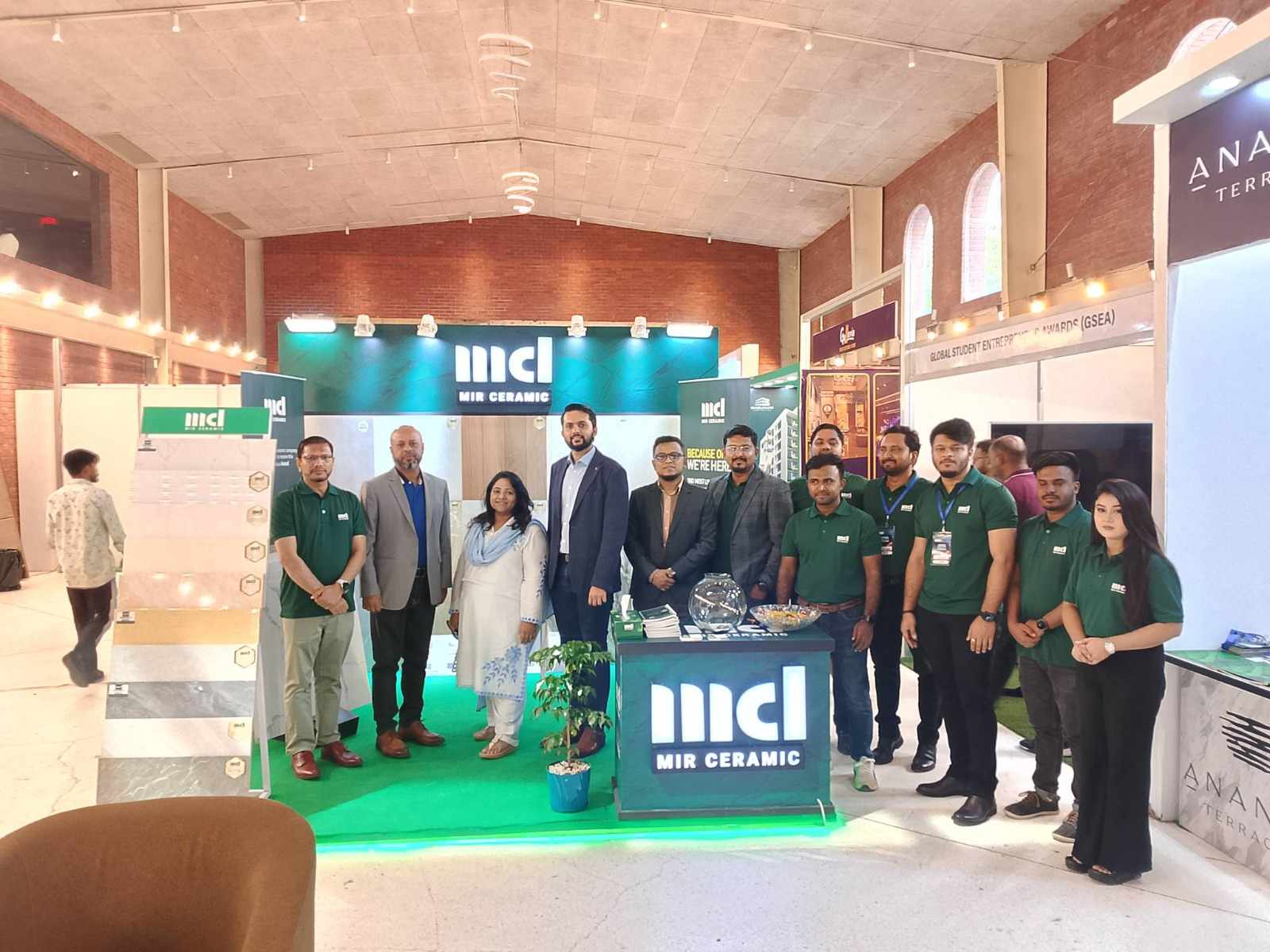 Crafting Premium Exhibition Spaces with Precision, Style & Brand Excellence